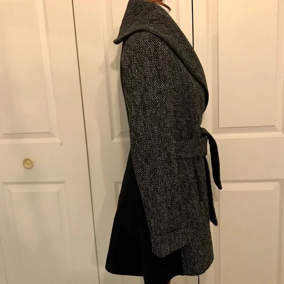 Trina Turk Jami Belted Tie Back Wool Coat Size 0 - Picture 6 of 11